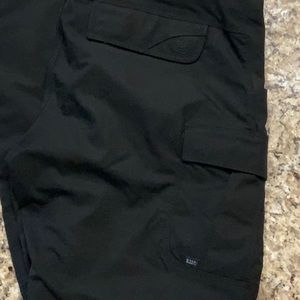 MENS 5.11 Tactical work pants.  Black.  New without tags. 36x32.
